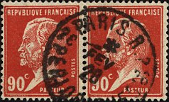 Timbre à date au type 04 avec mention PARIS entourés de numéros et mention PERIODIQUES